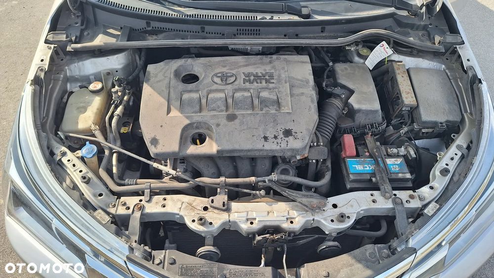 Toyota Corolla 1.6 Comfort - 8