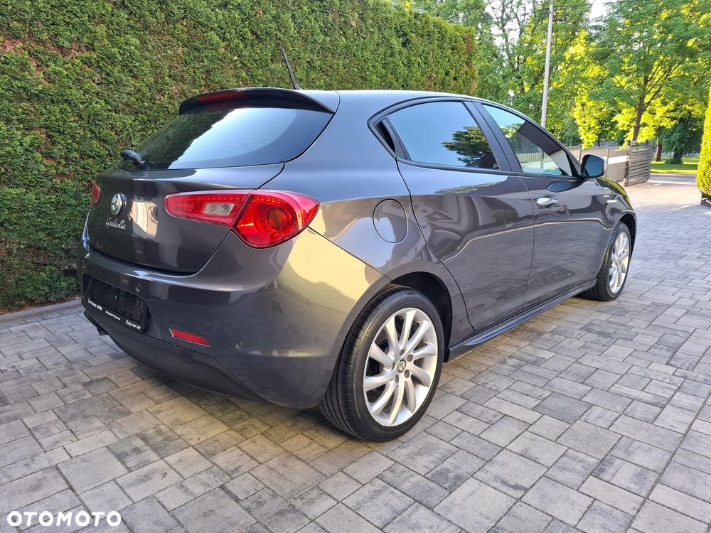 Alfa Romeo Giulietta - 6