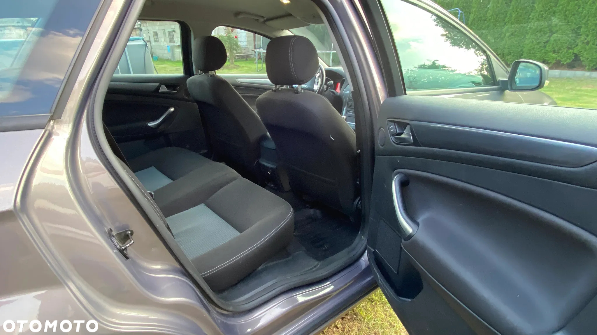 Ford Mondeo - 12