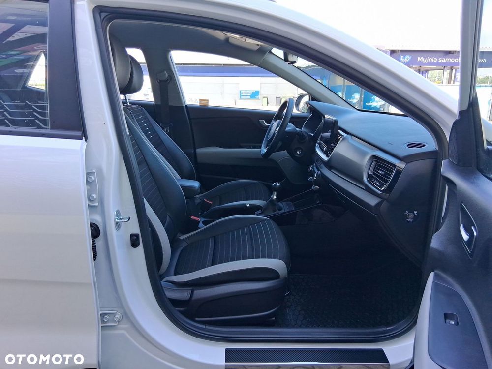 Kia Stonic 1.2 L - 20