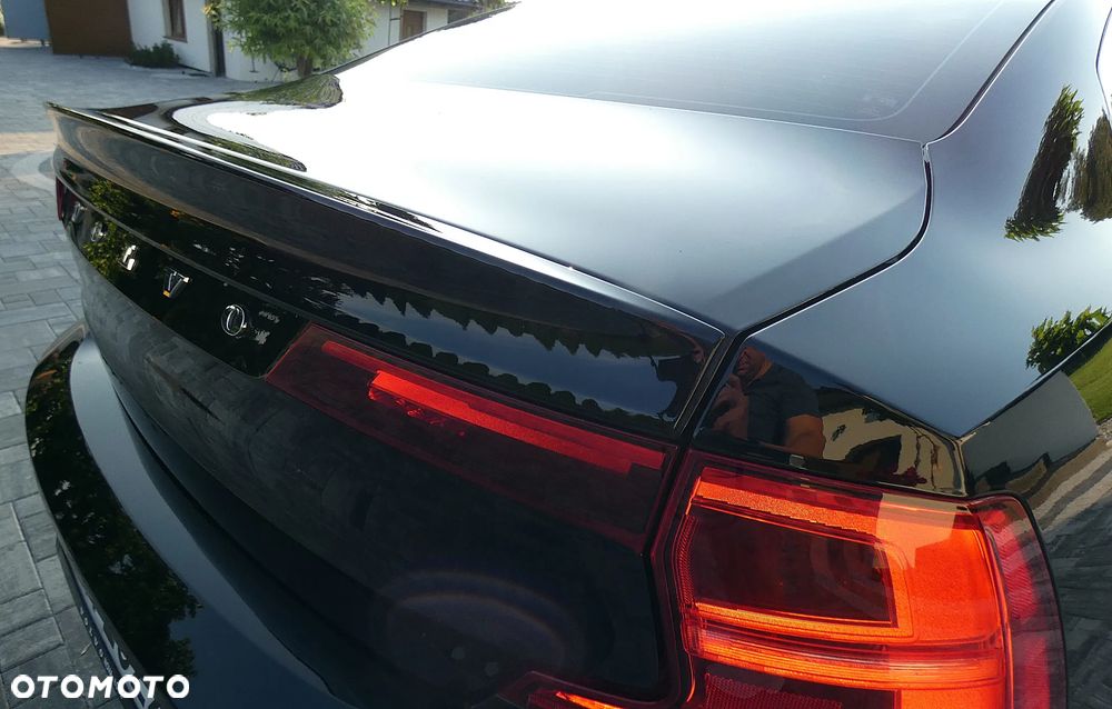 Volvo S90 D4 SCR Momentum Pro - 24