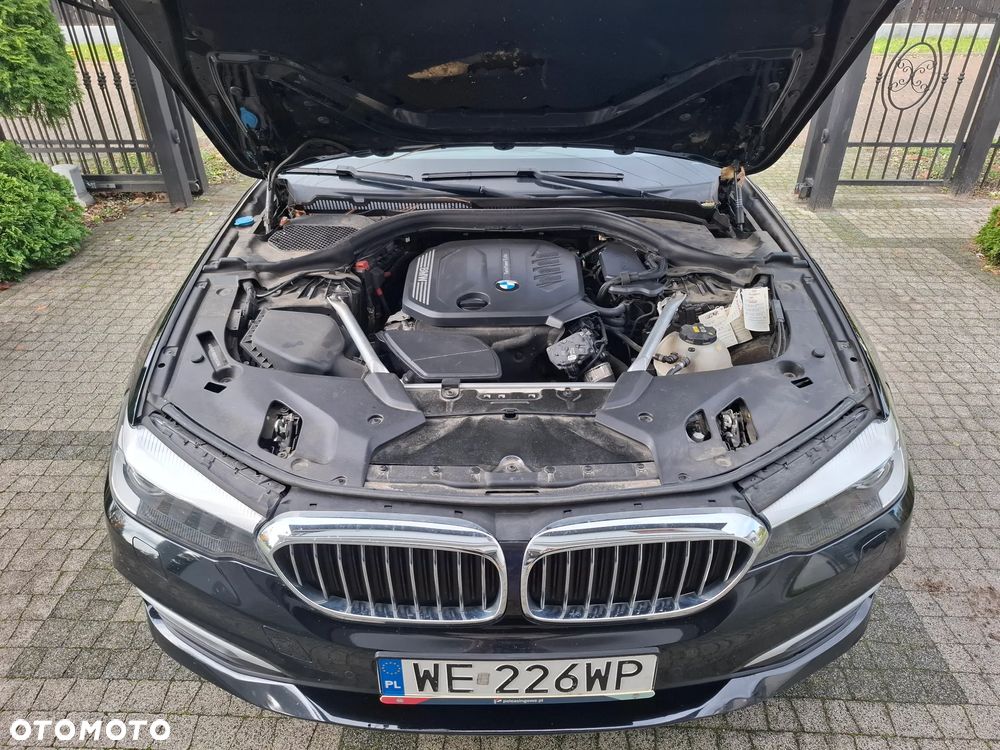 BMW Seria 5 518d - 10