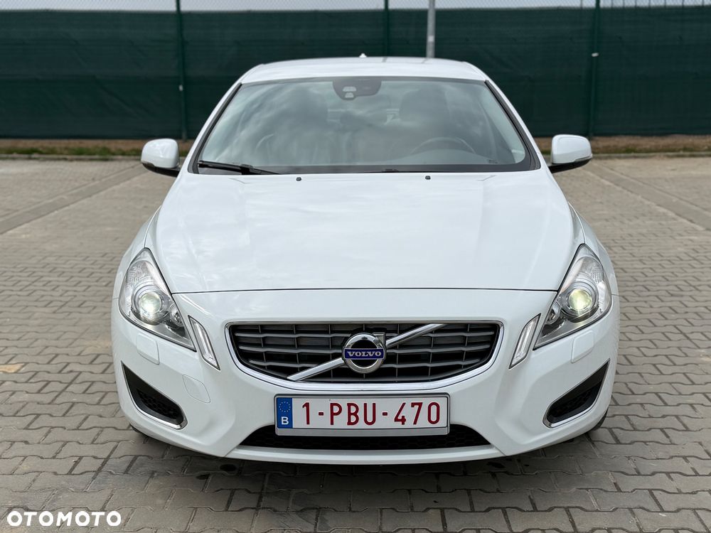 Volvo S60 DRIVe Momentum - 17
