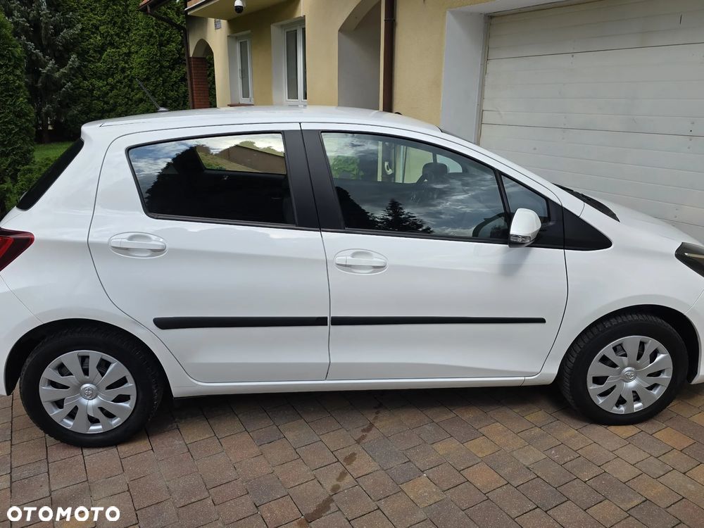 Toyota Yaris 1.0 Active EU6 - 17