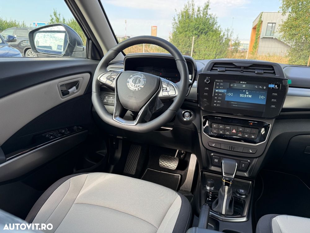 SsangYong Tivoli - 23