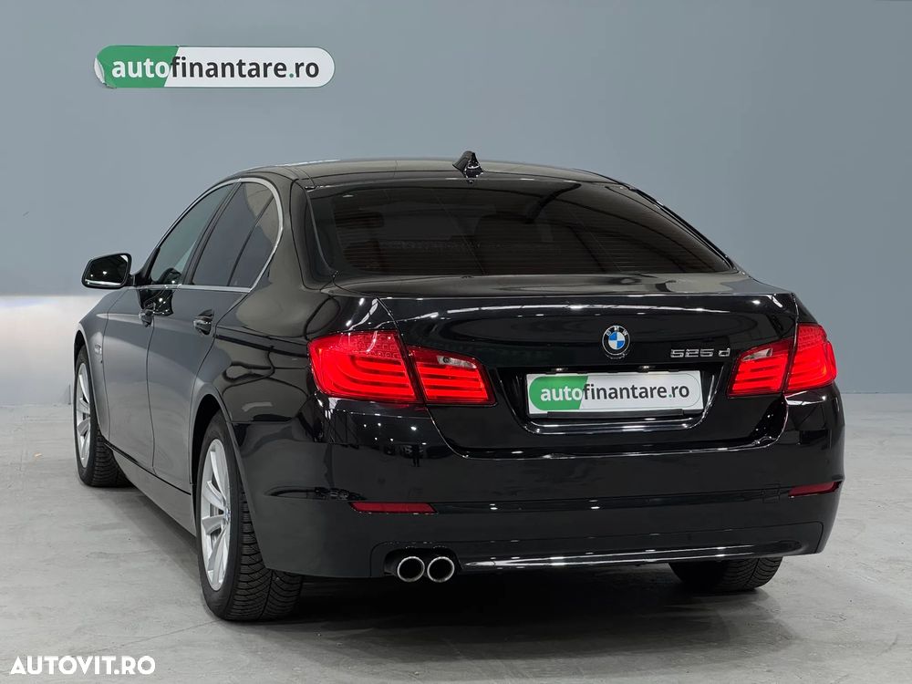 BMW Seria 5 525d xDrive AT - 4