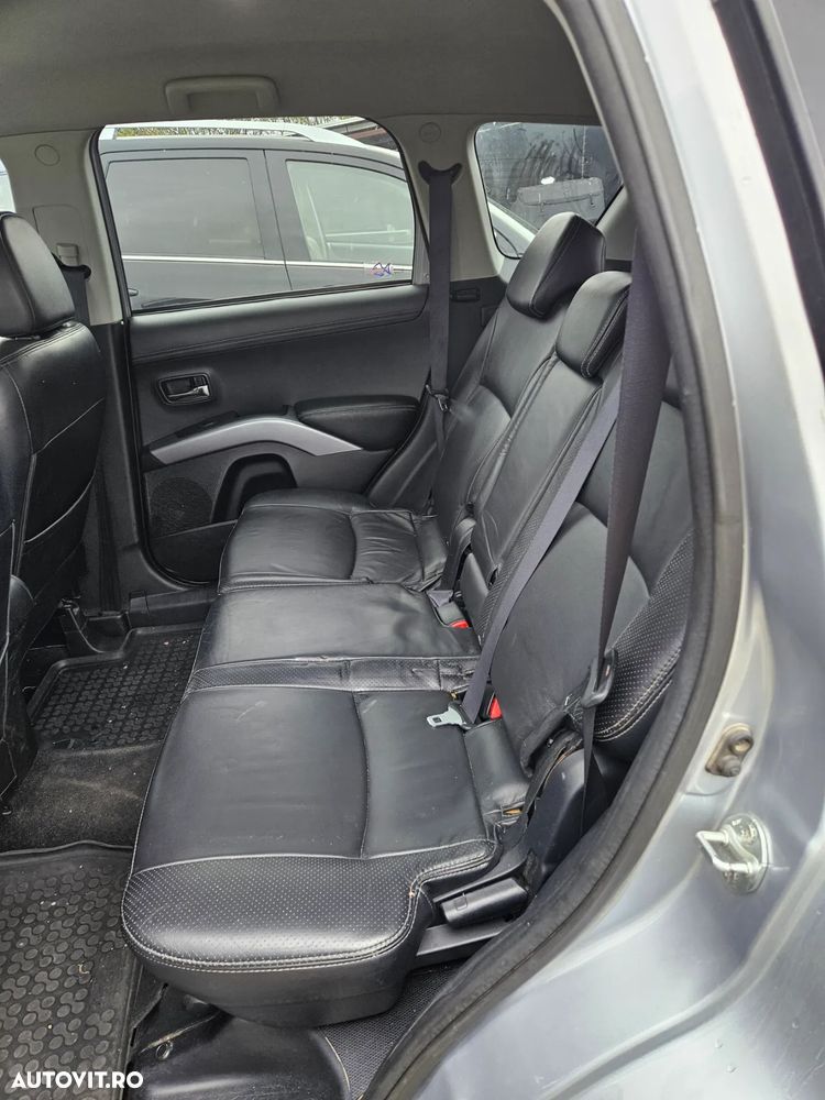 Mitsubishi Outlander 2.2 DI-D 4WD TC-SST Intense+ A05 - 8