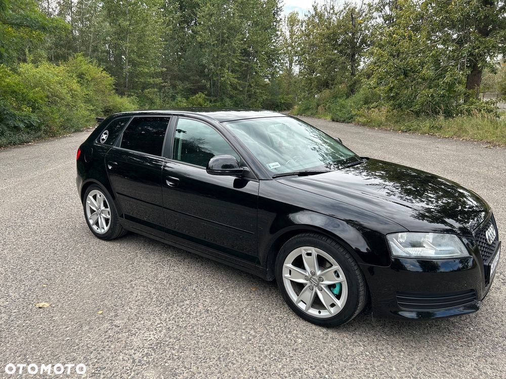 Audi A3 1.6 Ambiente - 3