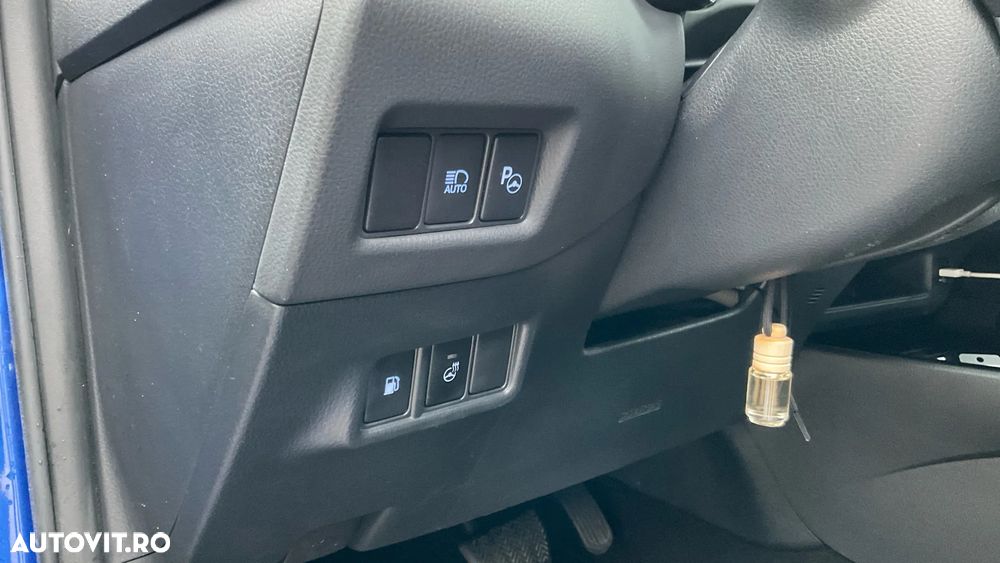 Toyota C-HR 2.0 HSD 184 CP 4x2 CVT C-ult Style bi-tone - 31