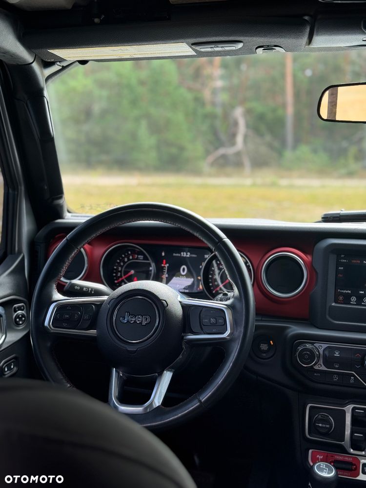 Jeep Wrangler 3.6 Unlim Rubicon - 29