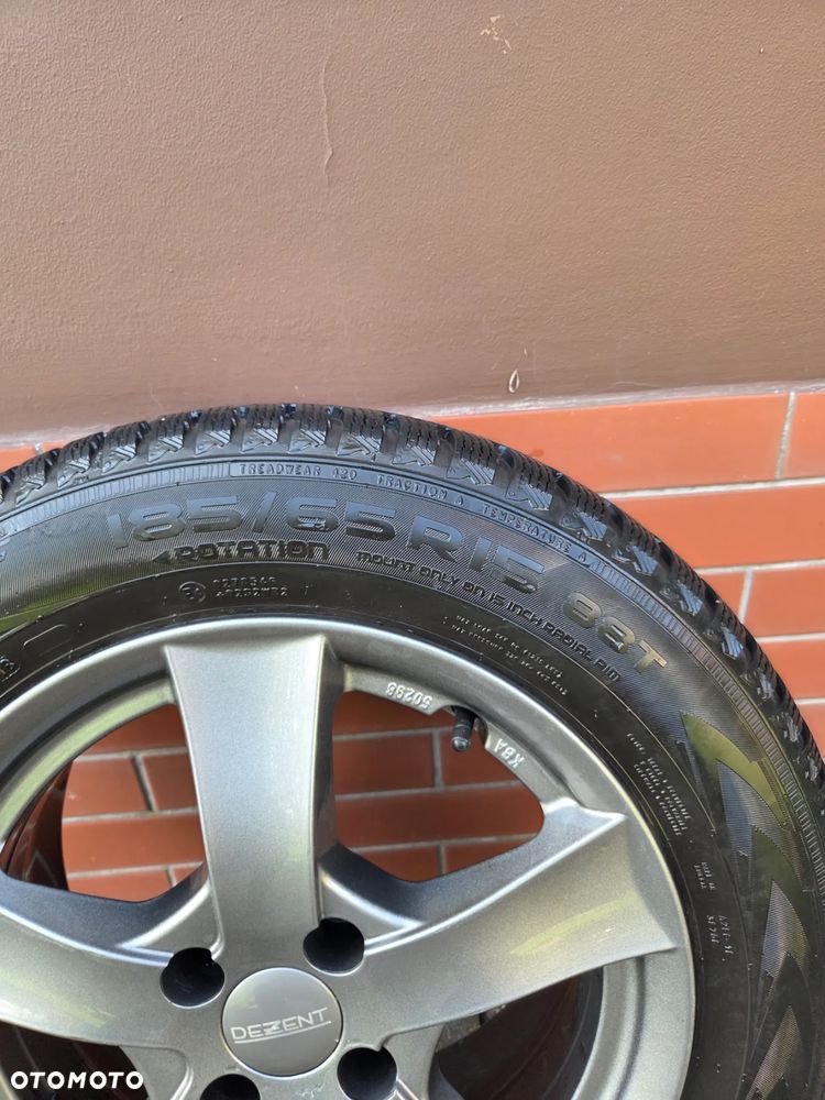 Koła 15 cali z oponami zimowymi - 2