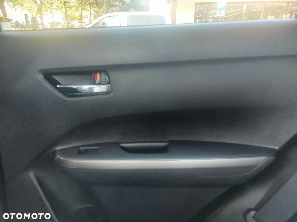 Suzuki Vitara 1.4 Boosterjet SHVS Premium 4WD - 26
