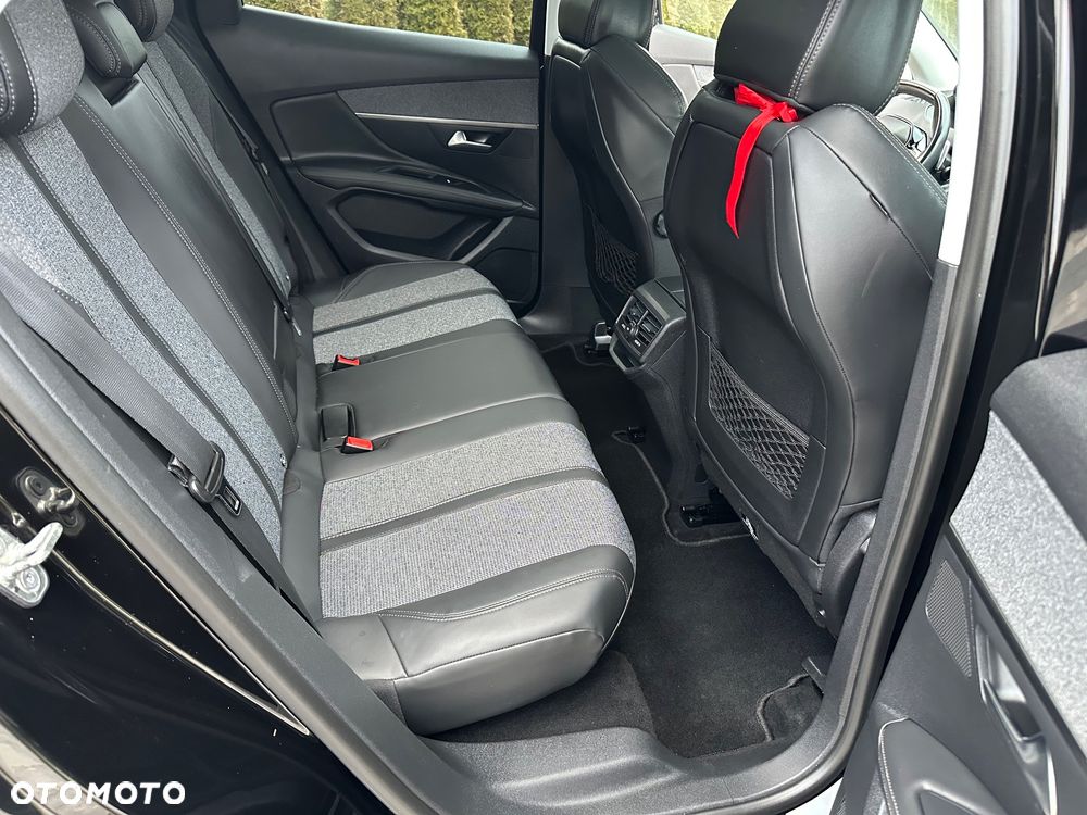 Peugeot 3008 THP 165 EAT6 Stop & Start Allure - 17