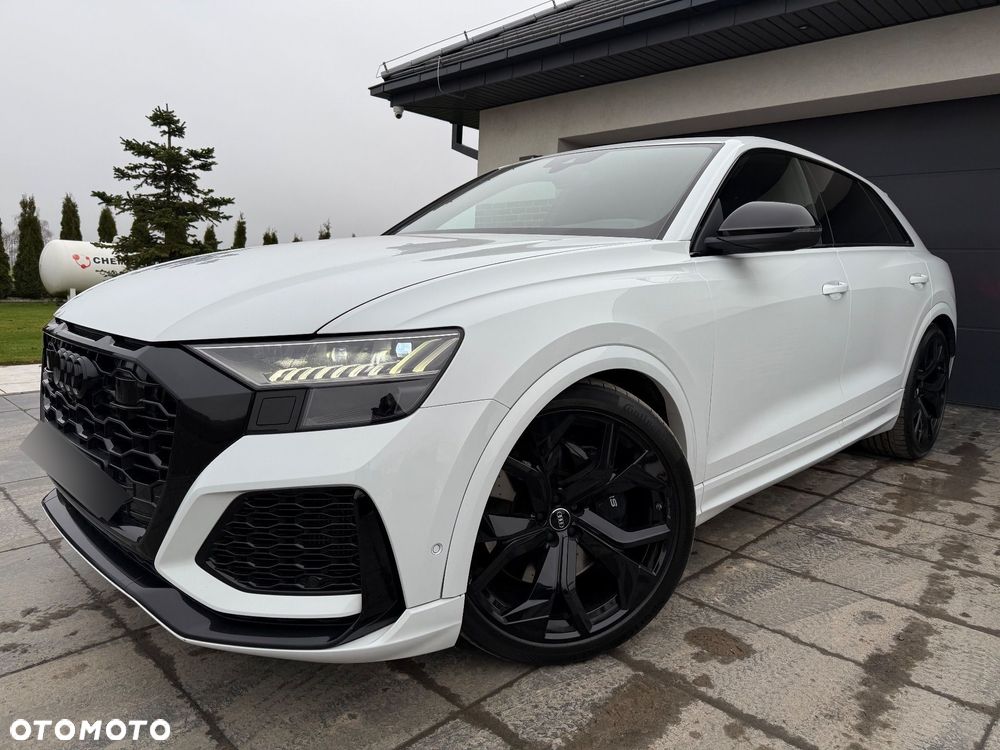 Audi RS Q8 - 4