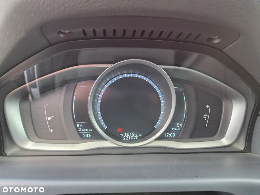 Volvo V70 D4 Drive-E Momentum - 39