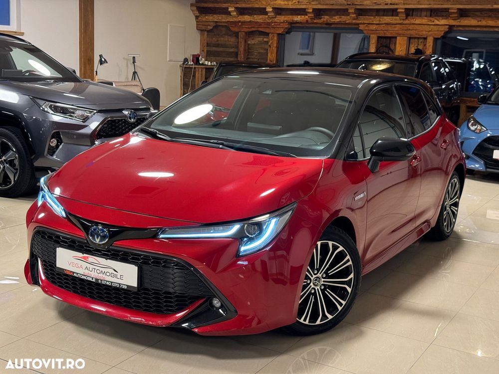 Toyota Corolla 1.8 Hybrid Team Deutschland - 1