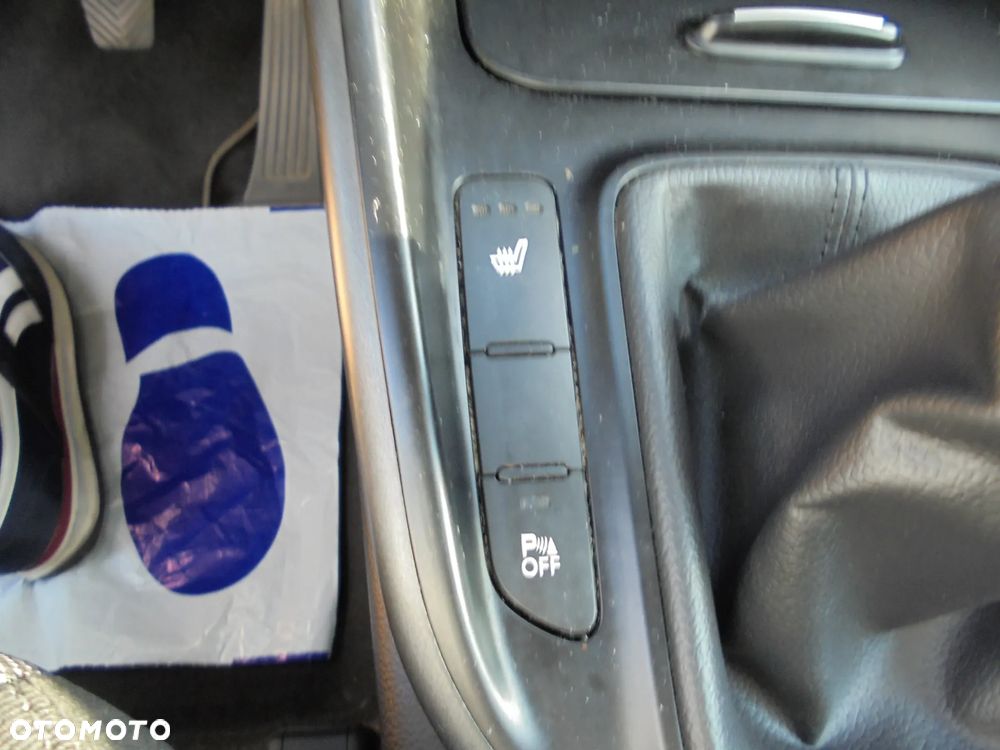 Kia Carens 1.6 GDI Edition 7 - 23