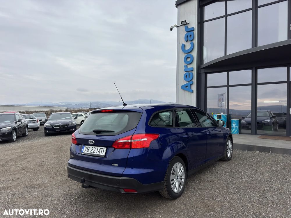 Ford Focus 1.0 EcoBoost Trend - 10