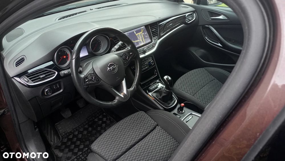 Opel Astra 1.4 Turbo Edition - 19