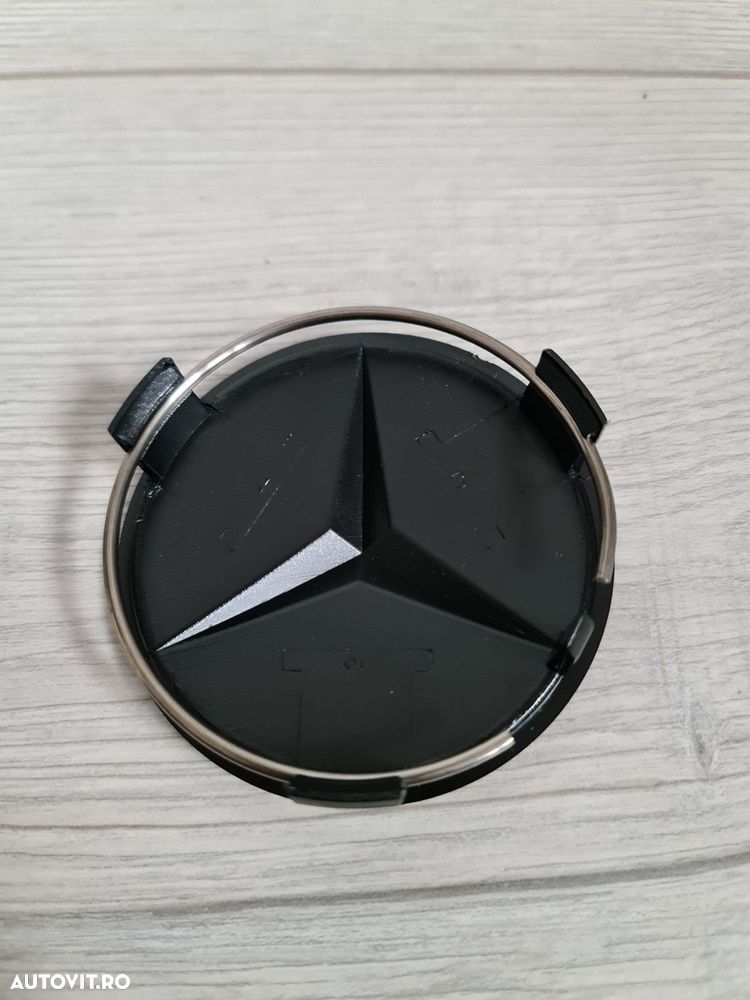 Capace-Jante-75-MM-Mercedes-Negre-Full-Black-Clasa-A-C-E-S-CLS-GLC-GLE - 3