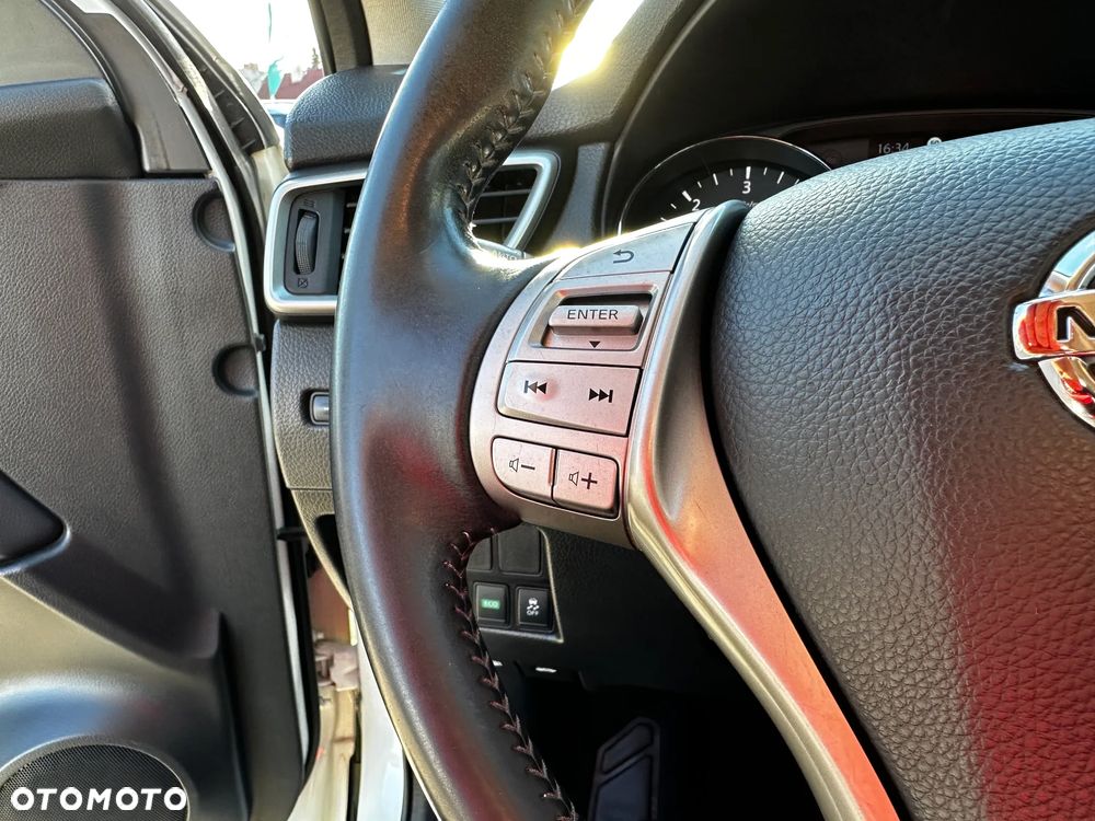 Nissan Qashqai - 10