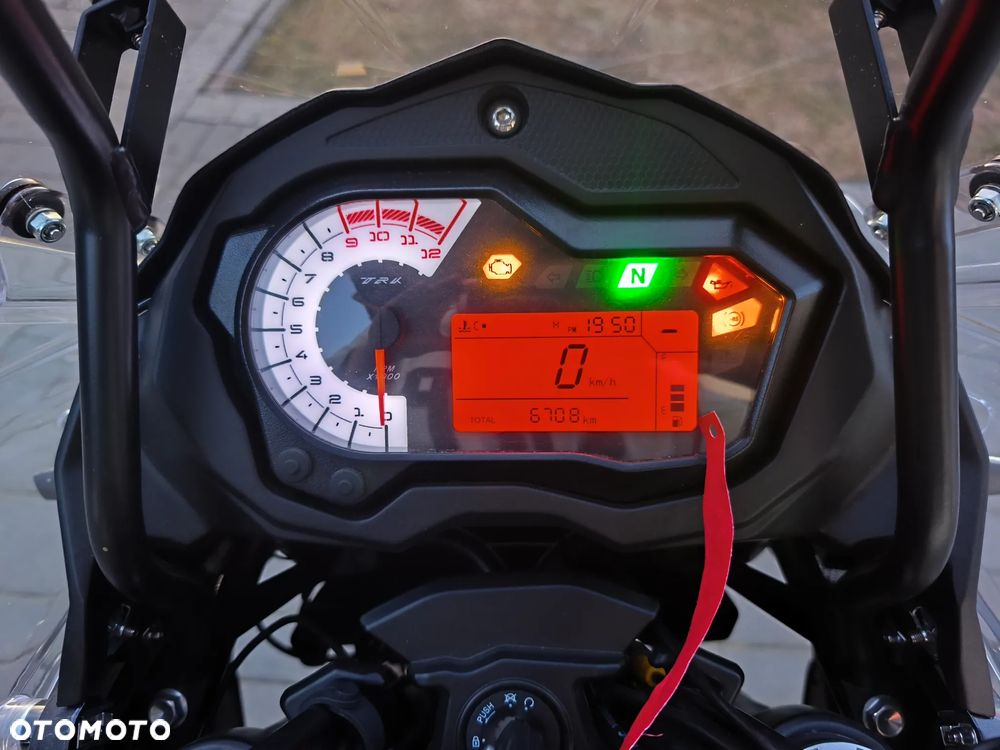 Benelli TRK 502X - 27