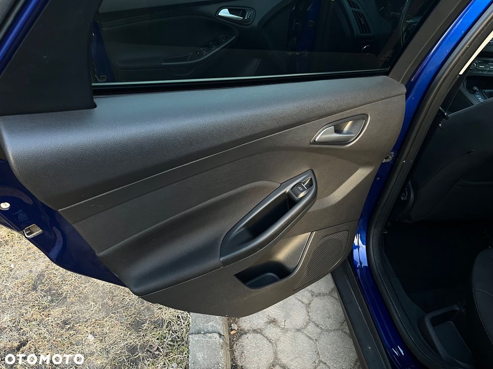 Ford Focus 1.0 EcoBoost Start-Stopp-System COOL&CONNECT DESIGN - 14