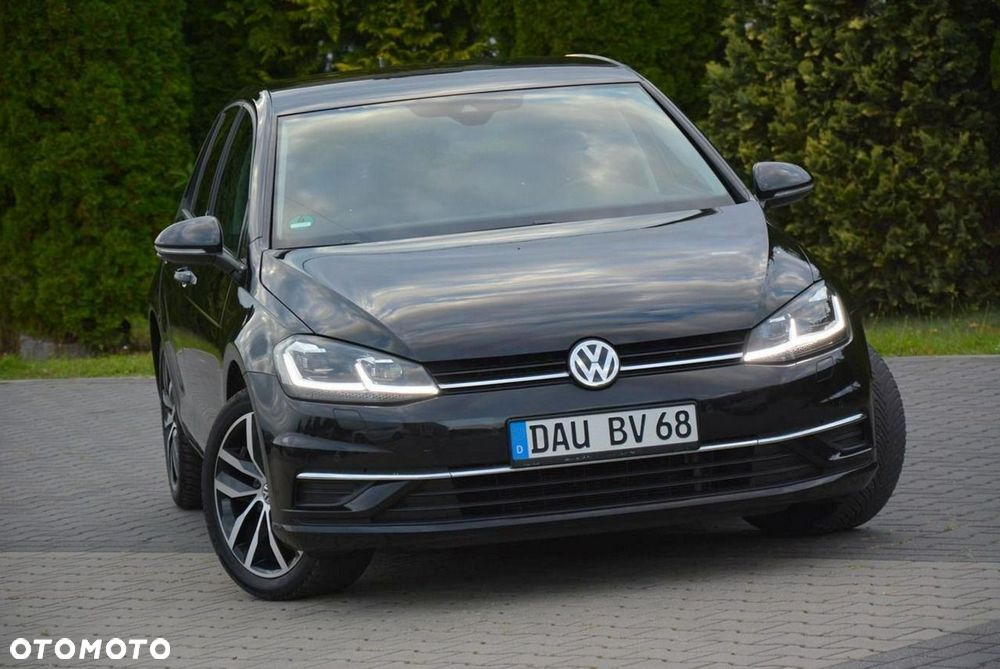 Volkswagen Golf 1.5 TSI ACT DSG Sound - 9