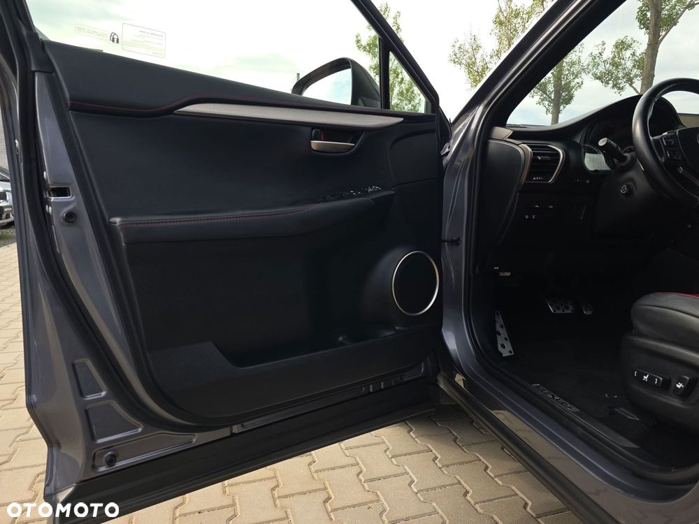Lexus NX 200t F Sport AWD - 11