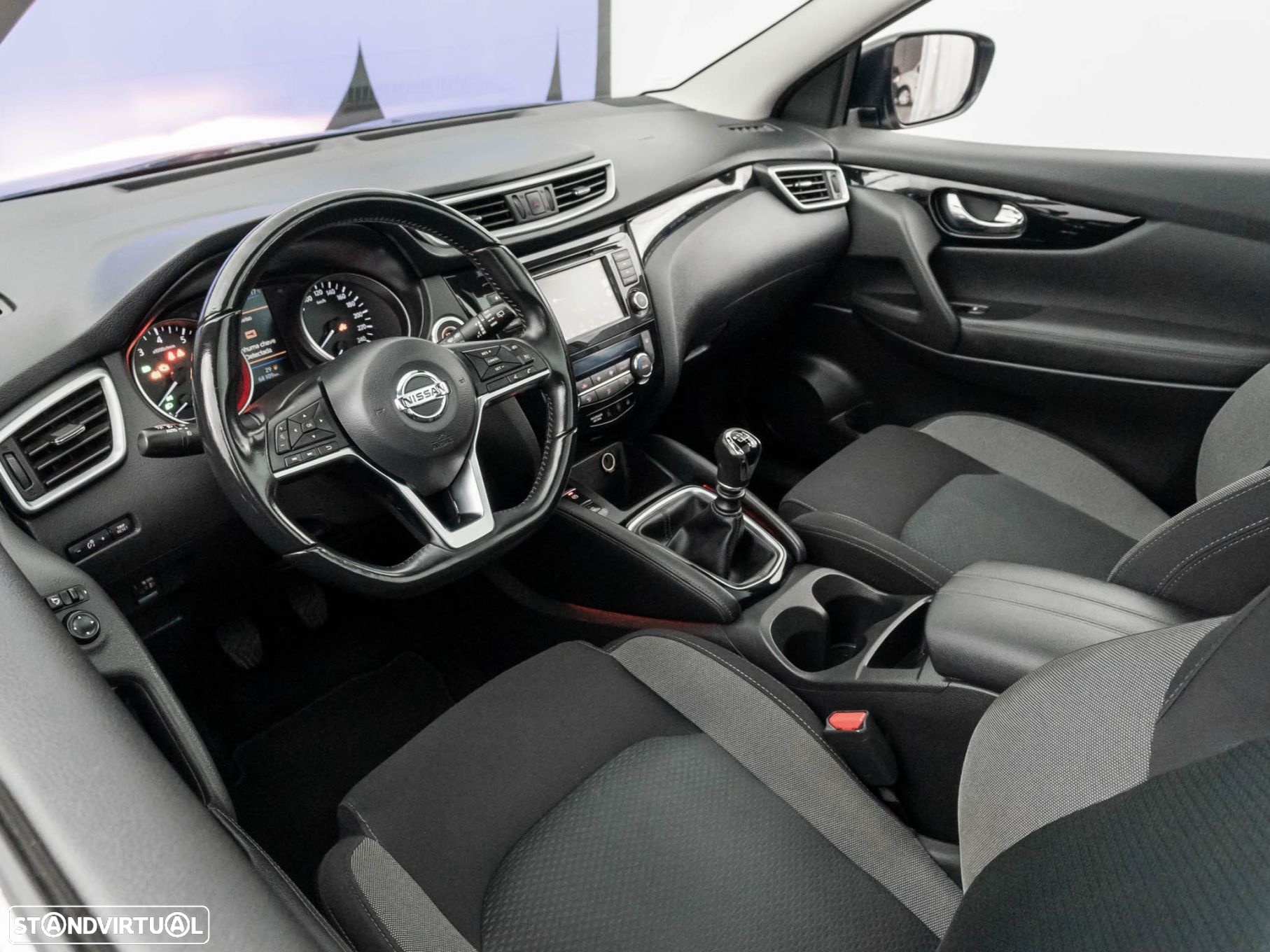 Nissan Qashqai 1.3 DIG-T N-Connecta - 13