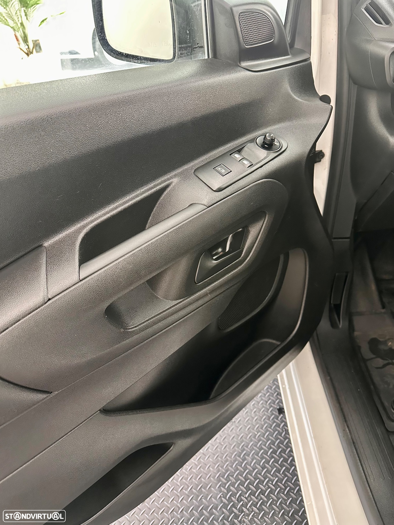 Peugeot Partner 1.5 BlueHDi 100 L2 EHZ Cabine Dupla - 9