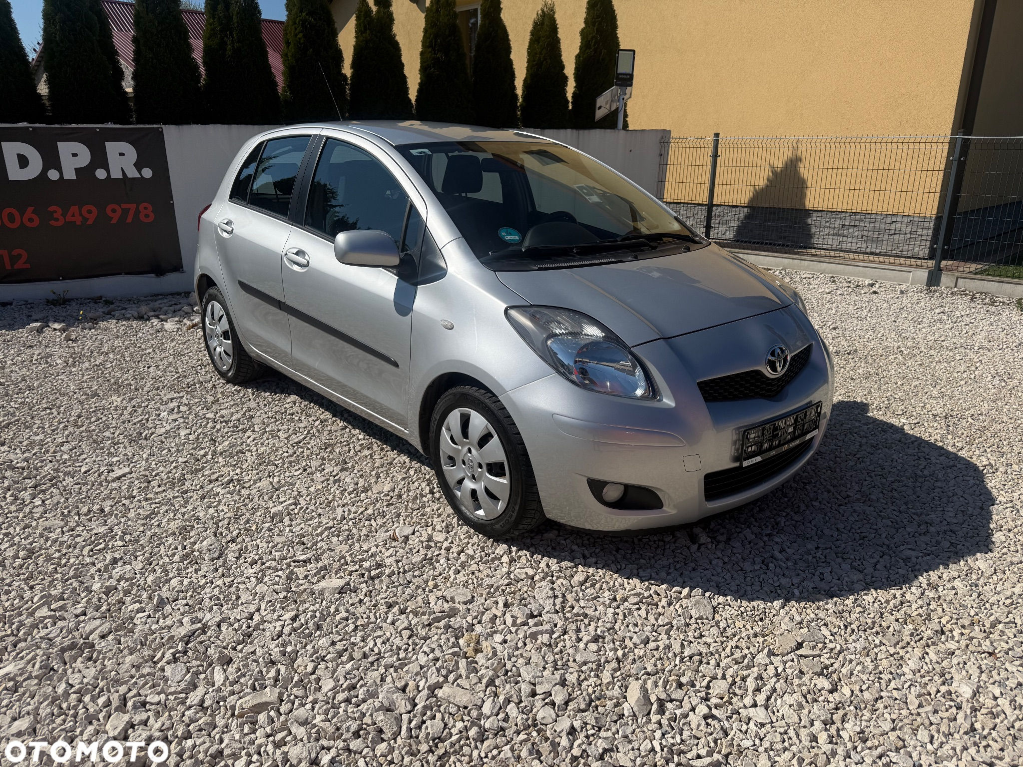 Toyota Yaris 1.33 VVT-i Cool+ - 3
