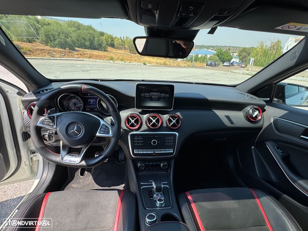 Mercedes-Benz A 45 AMG 4-Matic - 8