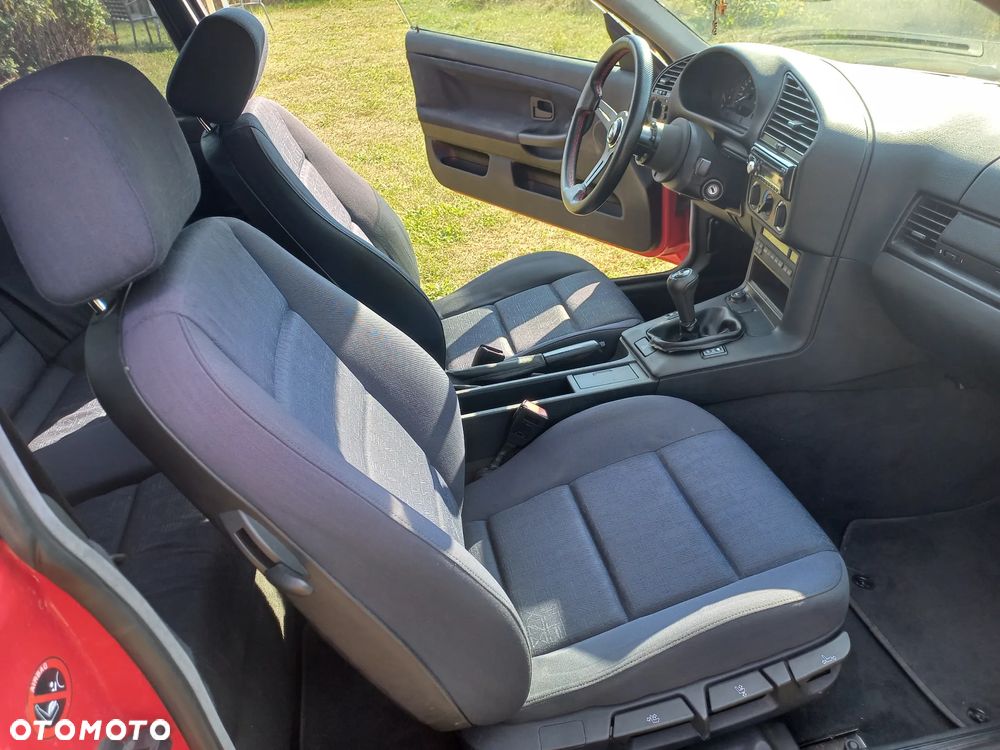 BMW Seria 3 320Ci - 19