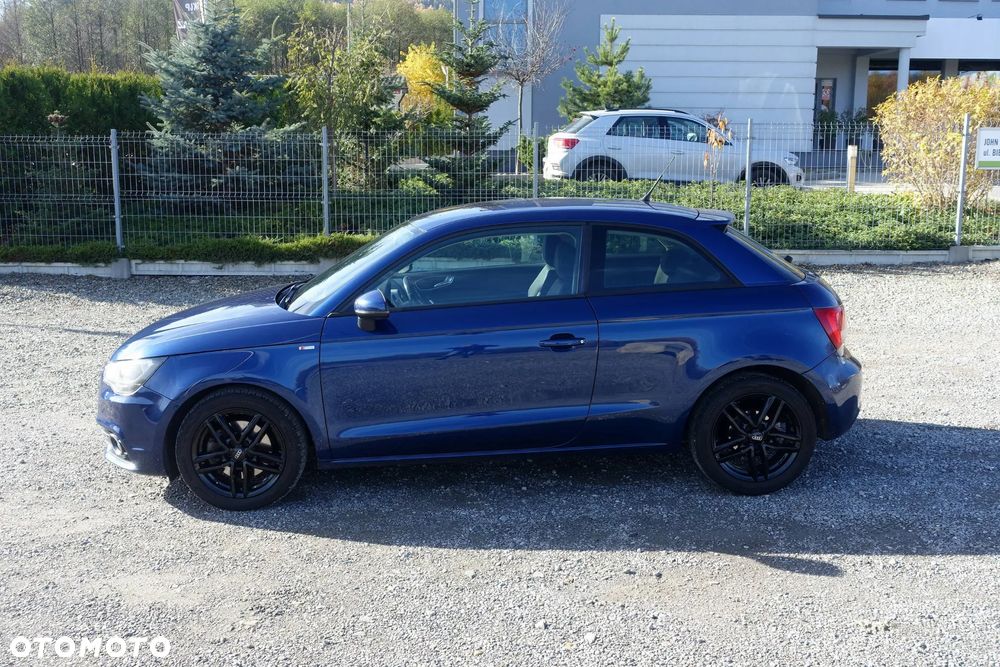 Audi A1 3-drzwiowe 1.6 TDI S line edition - 4