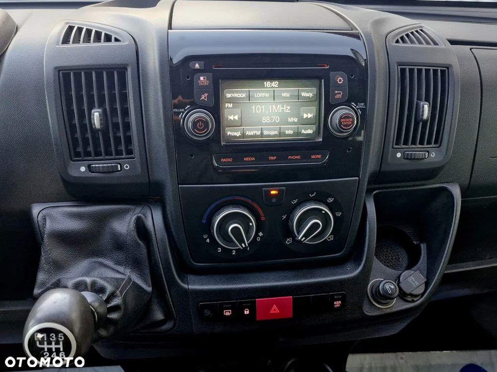 Peugeot Boxer, L3H2, BRYGADÓWKA, 7 miejsc, DOKA, tempomat, klima, - 17