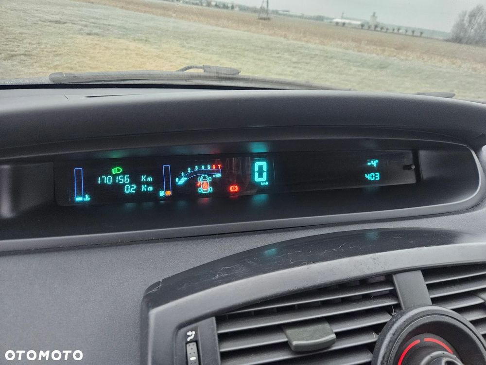 Renault Scenic 1.6 16V EXpression - 26