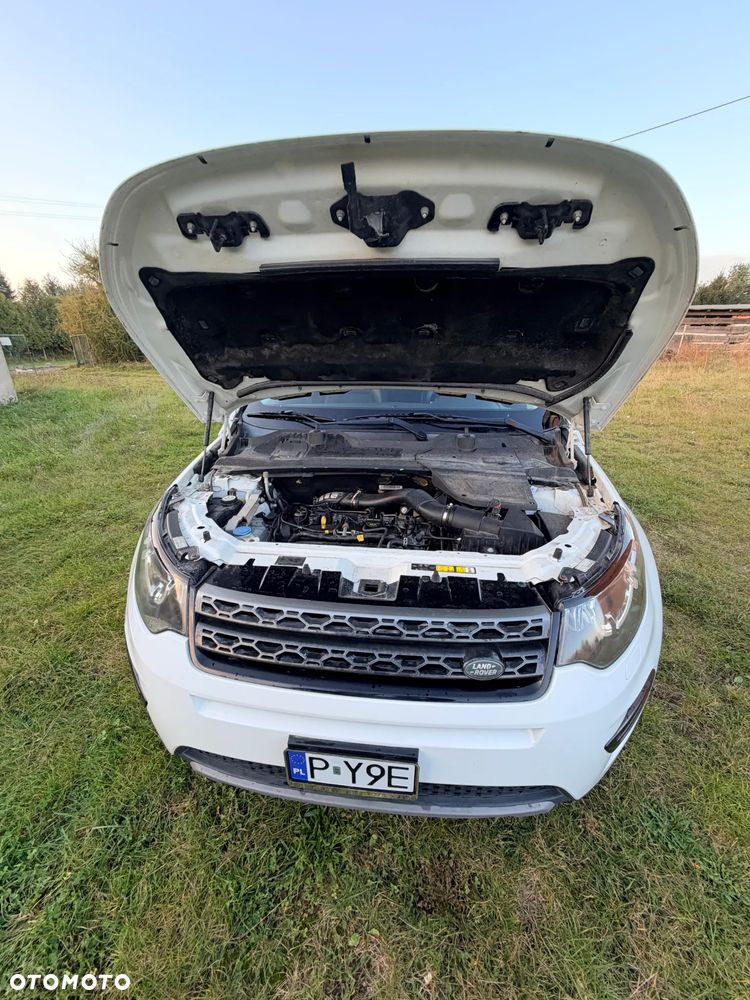 Land Rover Discovery Sport - 16
