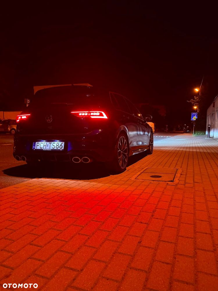 Volkswagen Golf 2.0 TSI 4Motion R DSG - 36