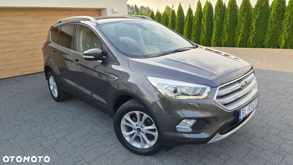 Ford Kuga 1.5 EcoBoost 2x4 Titanium - 26