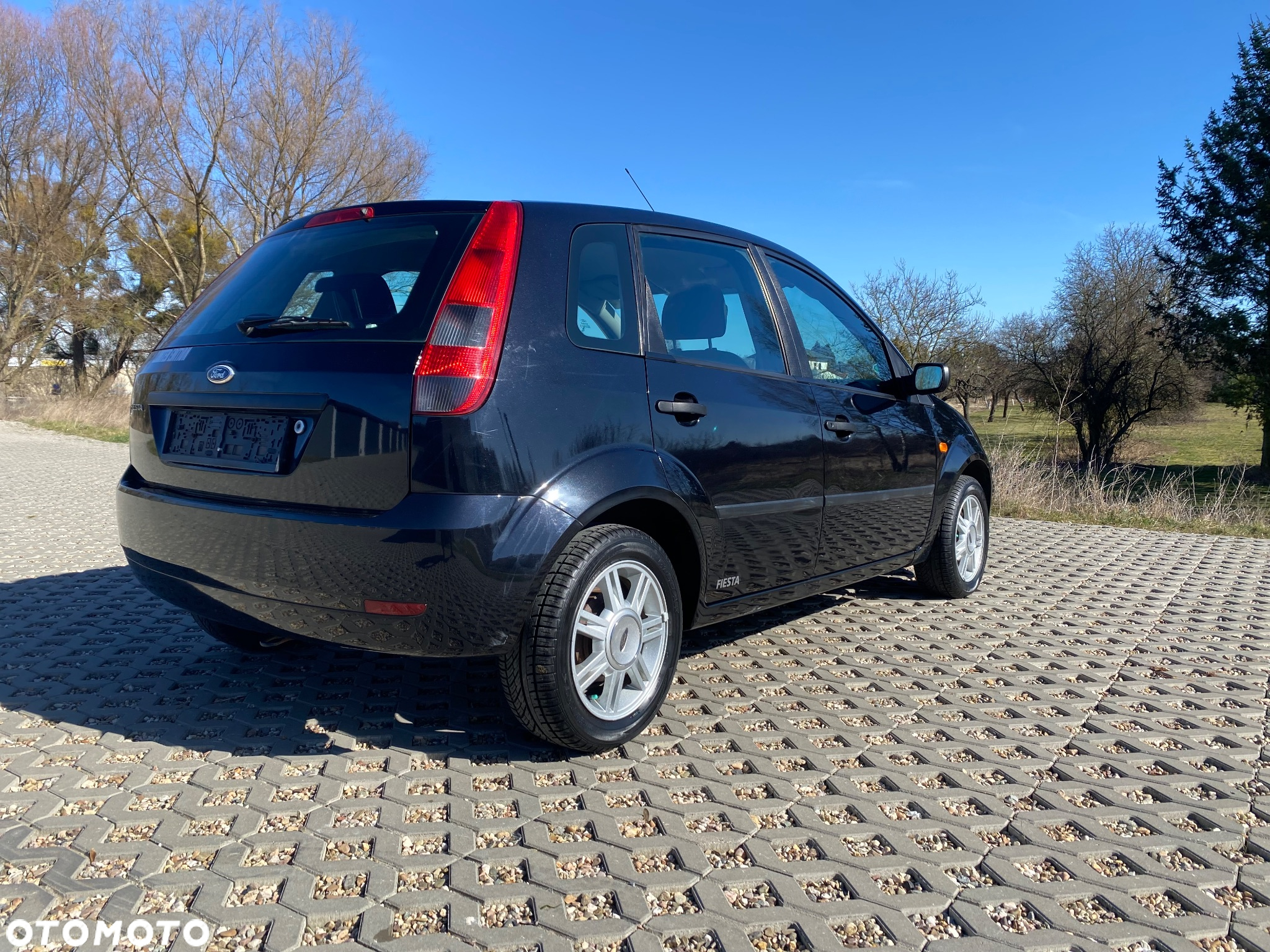 Ford Fiesta 1.3 Ambiente - 15