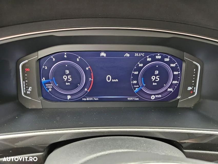 Volkswagen Tiguan - 8