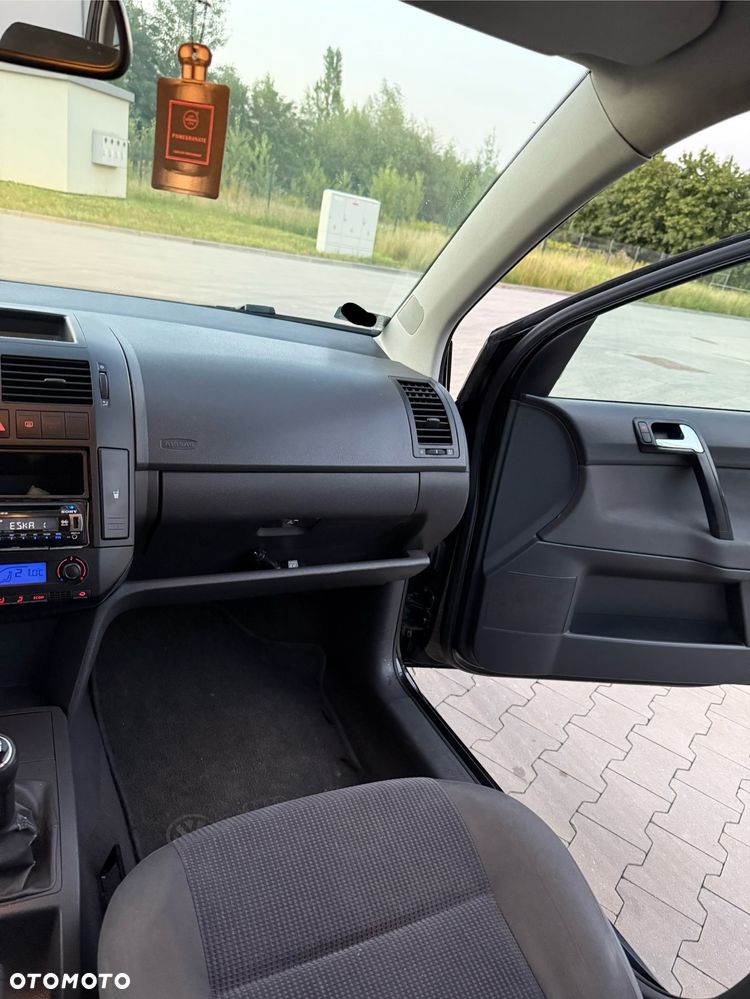 Volkswagen Polo 1.9 TDI Comfortline - 32