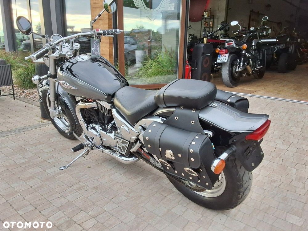 Suzuki Marauder - 16