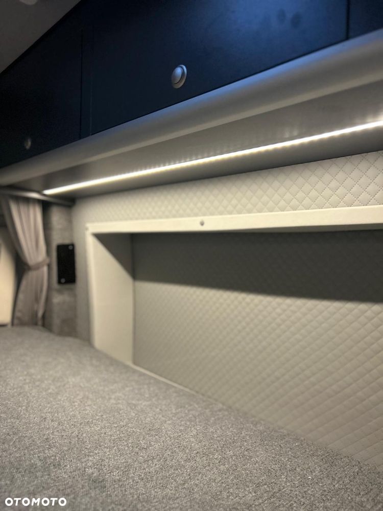 Volkswagen CRAFTER - 25