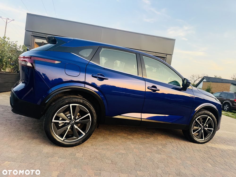Nissan Qashqai 1.3 DIG-T DCT AKARI - 3