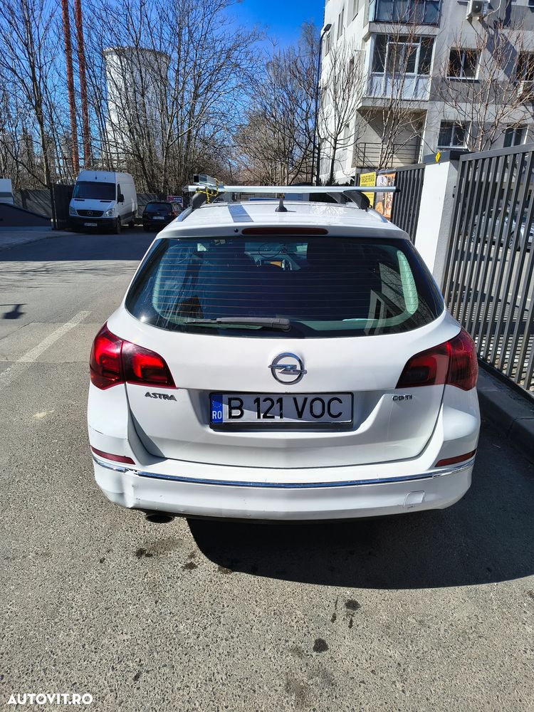 Opel Astra 2.0 CDTI Automatik Exklusiv - 2