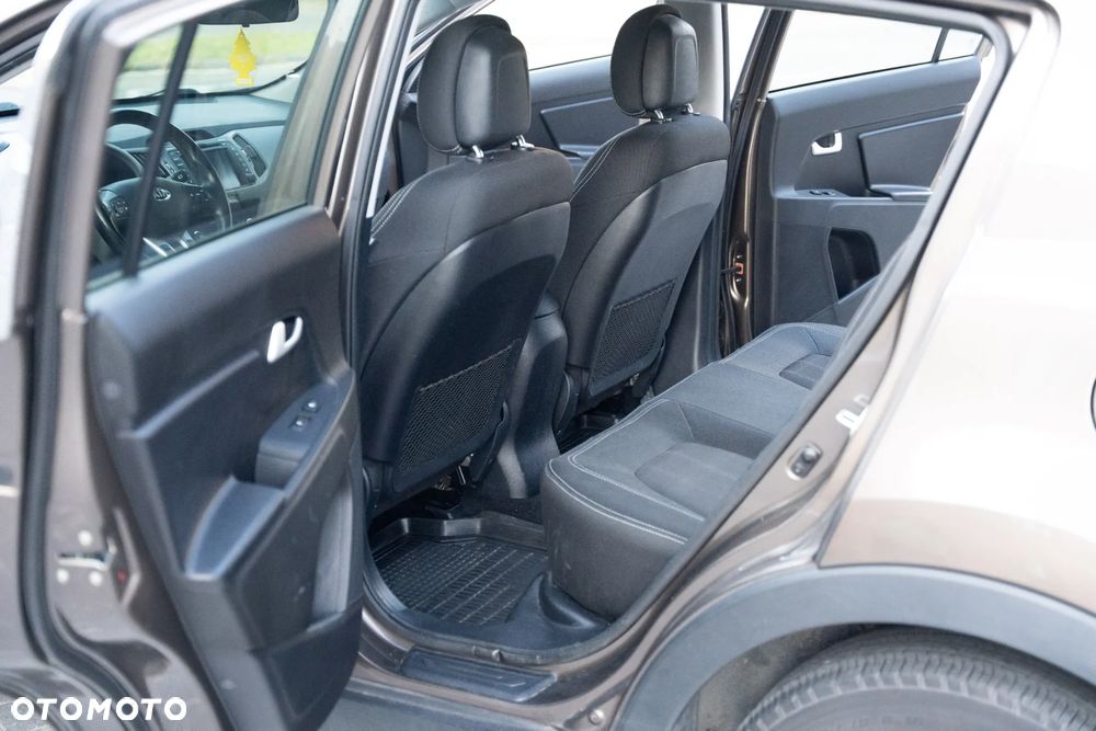 Kia Sportage 1.6 GDI Business Line L 2WD - 9