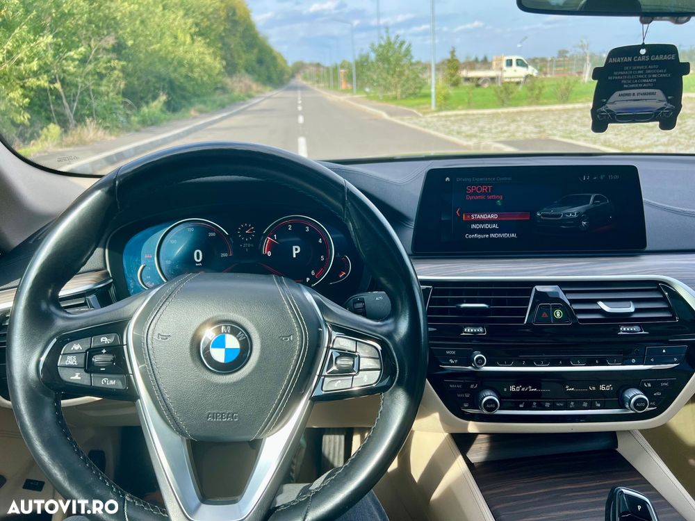 BMW Seria 5 520d AT - 14