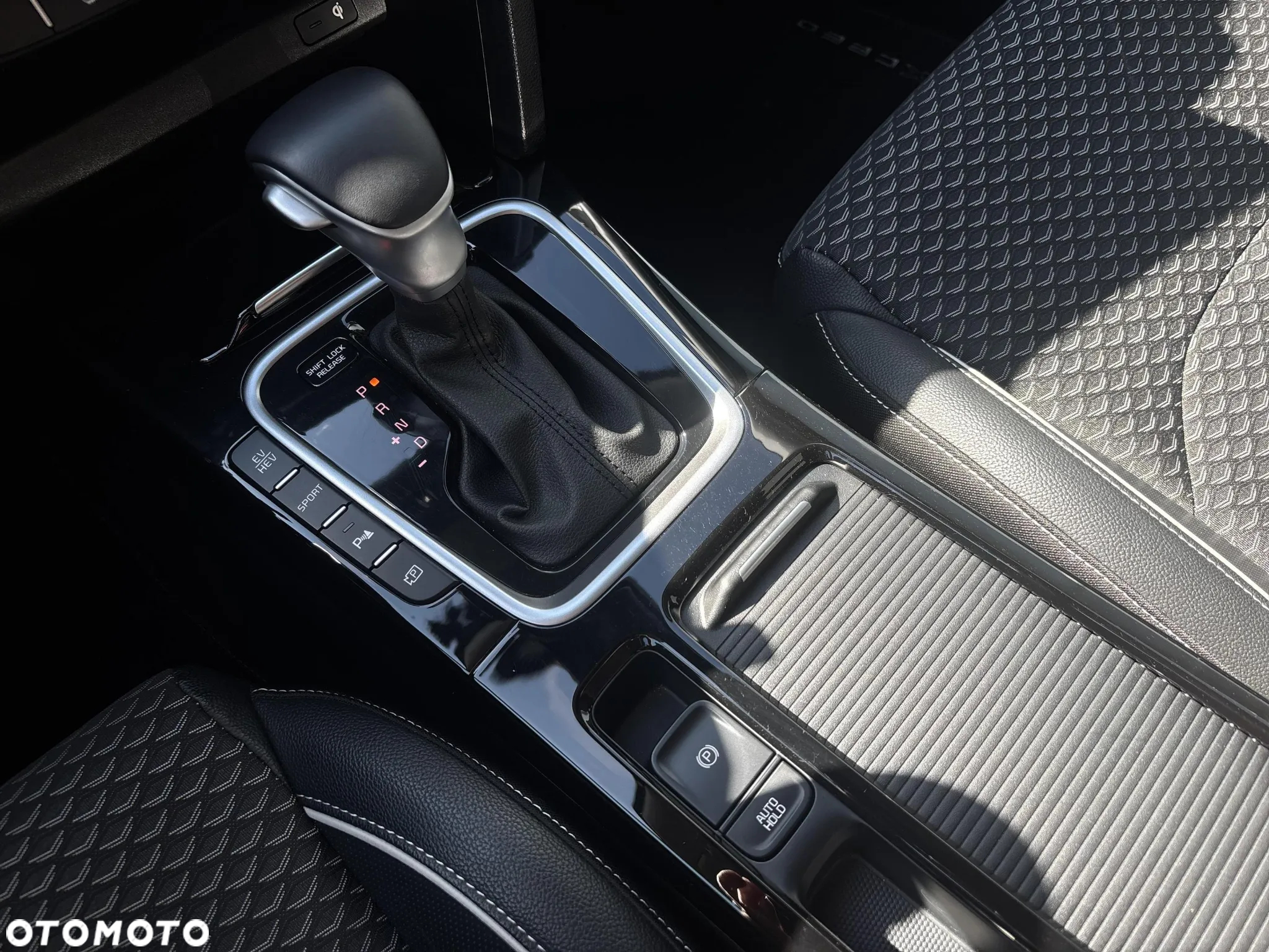 Kia XCeed 1.6 GDI PHEV Business Line DCT - 15
